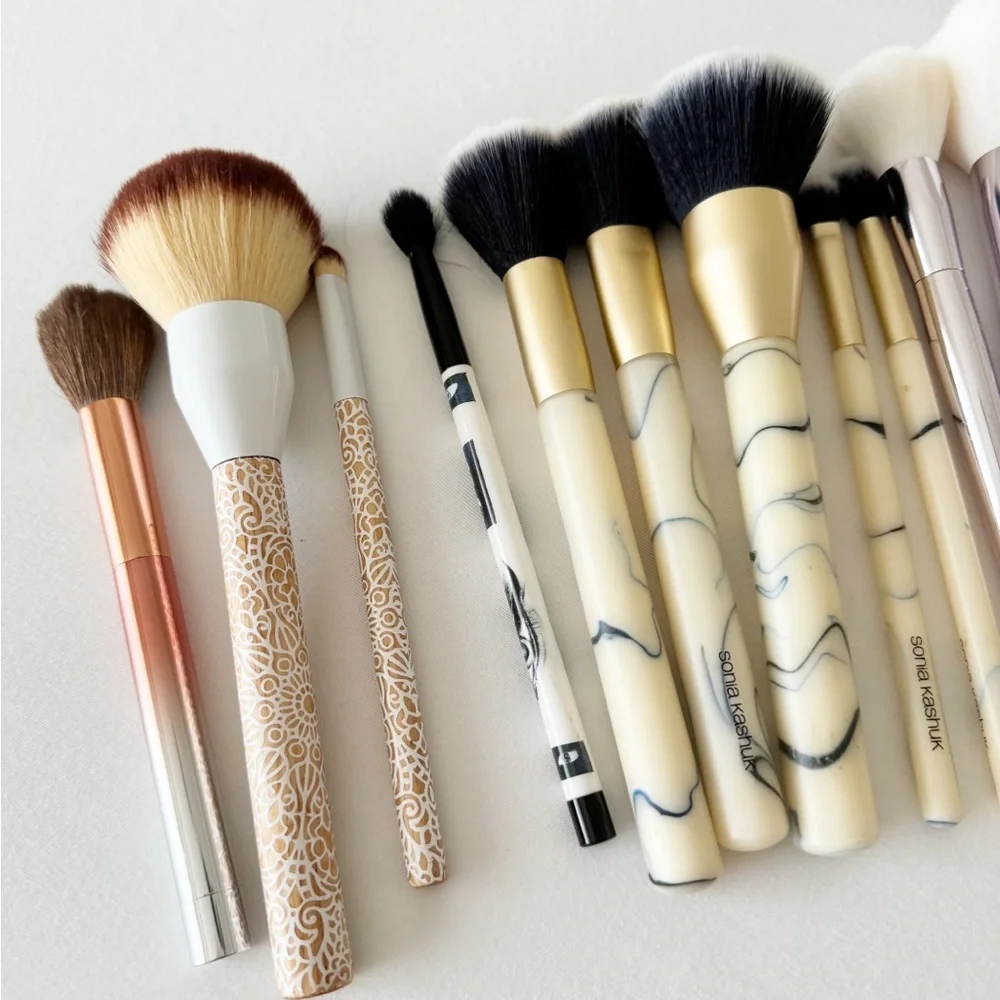 Makeup Brush Bundle/Lot - Picture 2 of 4